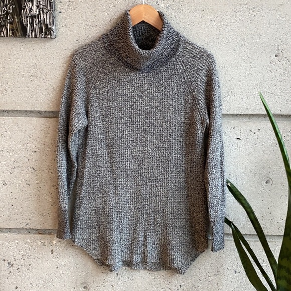 RD Style Longer Length Turtleneck Sweater - Picture 3 of 7